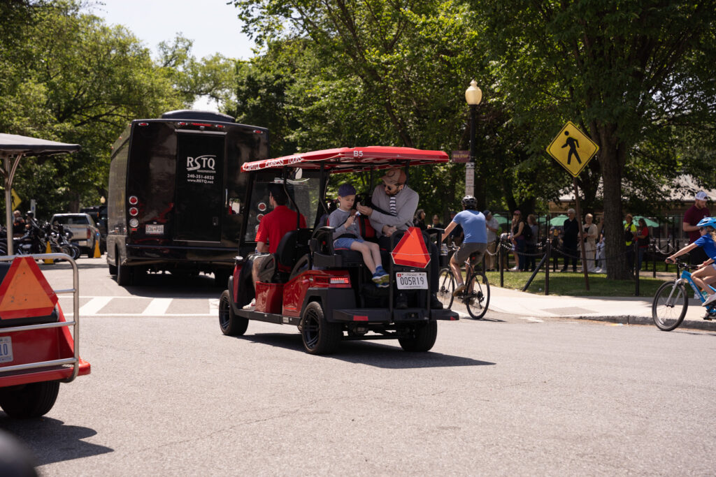 Golf Cart Touring DC. Photo taken by Ted Everett